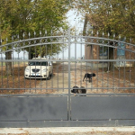 Cancello  Scorrevole  Standard Zincato e Verniciato - con Serratura Manuale - Linea California