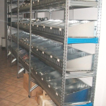 Scaffalatura per minuterie, completa, lunghezza 6 metri , altezza 2,00 mt, profondità 40 cm con 4 ripiani in altezza