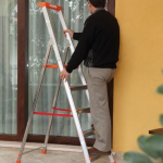 (EN926) SCALA PER LA CASA O MAGAZZINO ALTEZZA PIANEROTTOLO 130 CM , 6 GRADINI