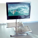 PORTA MONITOR PICCOLO CON PIANI MULTIFUNZIONALI IN ACCIAIO INOX