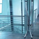 PORTA ABITI  IN ACCIAIO INOX