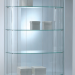Vetrina Ovale Grande in Cristallo Temperato (97 x 56 x h 190 cm)
