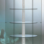 VETRINA 4  FARETTI LED 4000°K - RIPIANI GIREVOLI CON MOTORE - ø74x200h - CRISTALLI TEMPERATI MADE IN ITALY