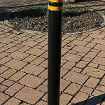 Dissuasore Paletto Realizzato con Sistema Stampaggio Rock and Roll Moulding Diametro 90mm Altezza 910 mm